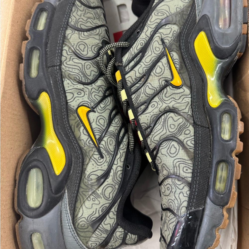 Nike AirMax Plus - Picture 2 of 5